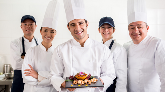 Cómo Elegir el Uniforme Ideal para Eventos y Catering: Estilo, Funcionalidad y Comodidad